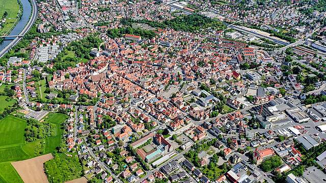 Luftbild der Kreisstadt Forchheim 